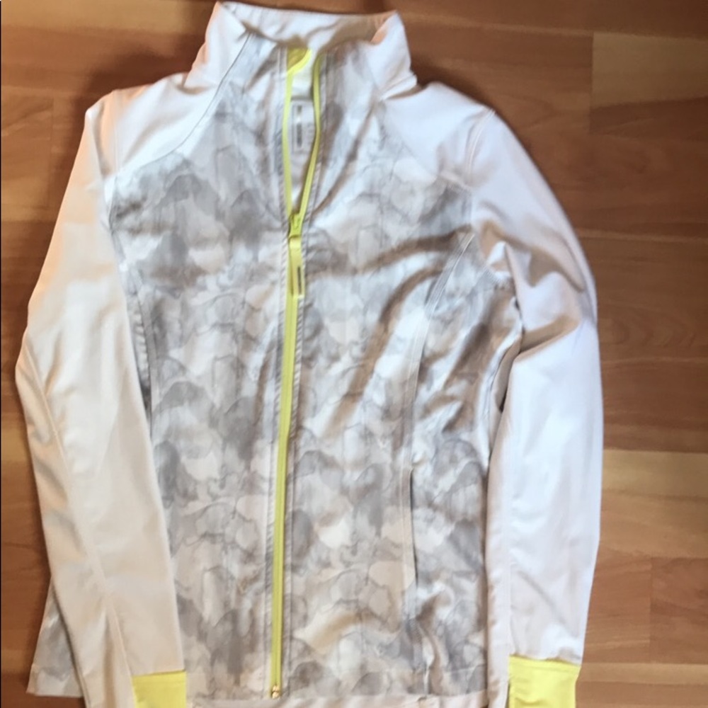 Mondetta athletic long sleeve zip up. Size Small